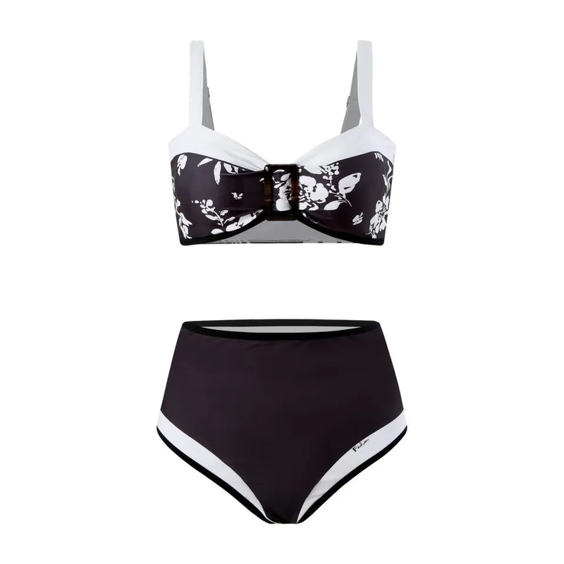 Casually Elegant Bikini with a Refined Edge