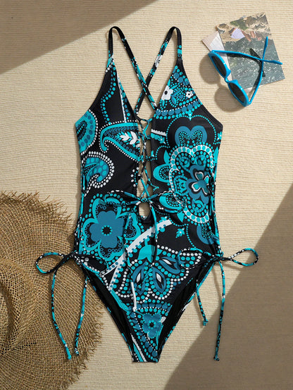 Classic Vintage Swimsuit with a Flattering Fit