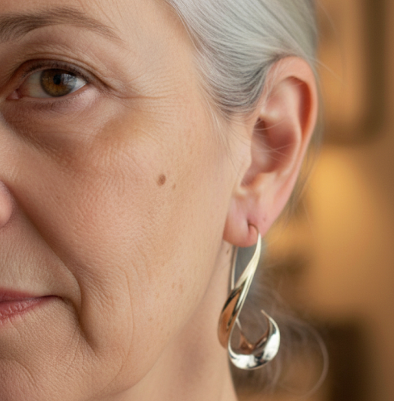 Delicaat ambachtelijke Gouden Oorbel