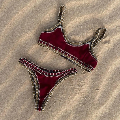 Effortlessly Elegant Bikini with a Timeless Design