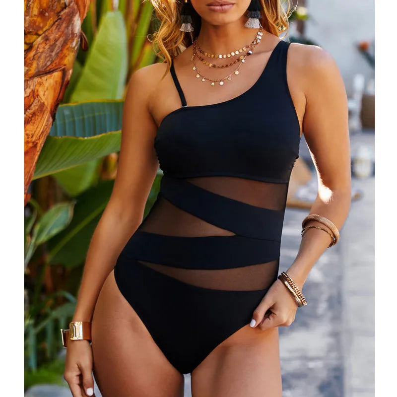 Effortlessly Elegant Bathing Suit with a Timeless Design