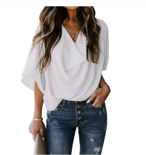 Casually Elegant Shirt with a Refined Edge