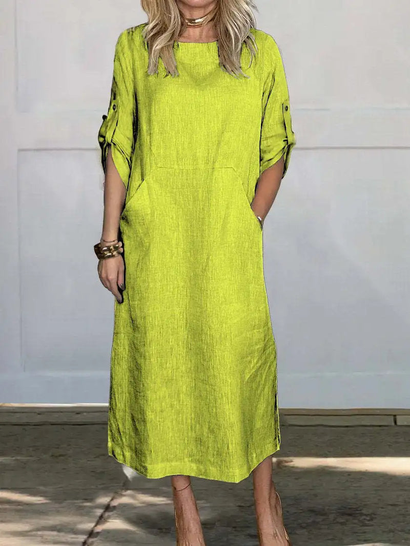 Effortlessly Elegant Dress with a Timeless Design