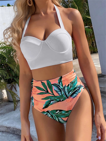 Effortlessly Elegant Bathing Suit with a Timeless Design