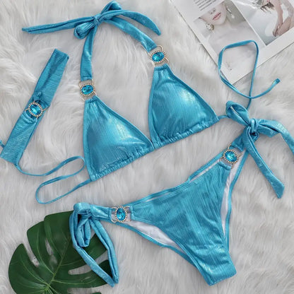 Effortlessly Elegant Bathing Suit with a Timeless Design