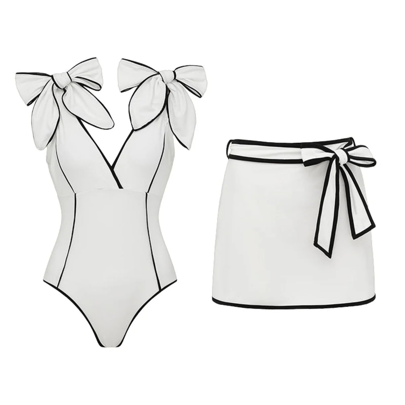 Effortlessly Elegant Bikini with a Timeless Design