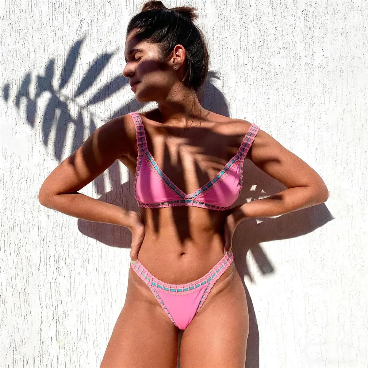 Effortlessly Elegant Bikini with a Timeless Design