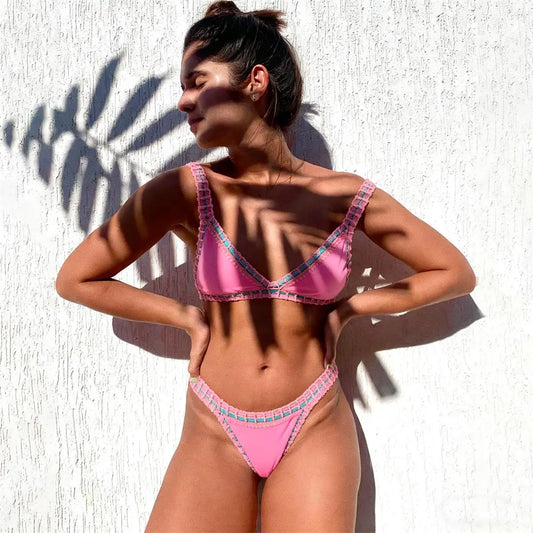 Effortlessly Elegant Bikini with a Timeless Design
