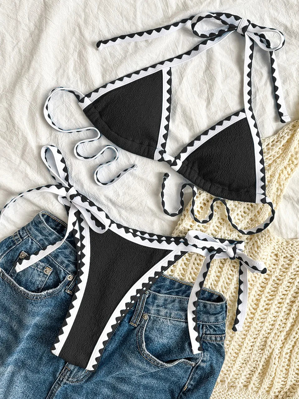 Casually Elegant Bikini with a Refined Edge