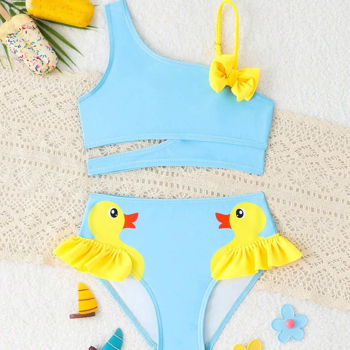 Effortlessly Elegant Bikini with a Timeless Design