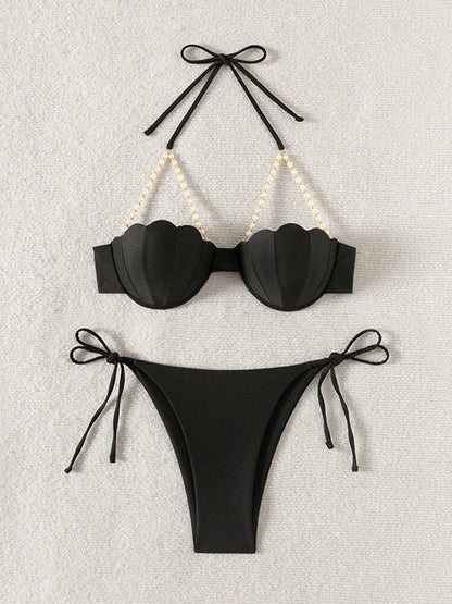 Casually Elegant Bikini with a Refined Edge