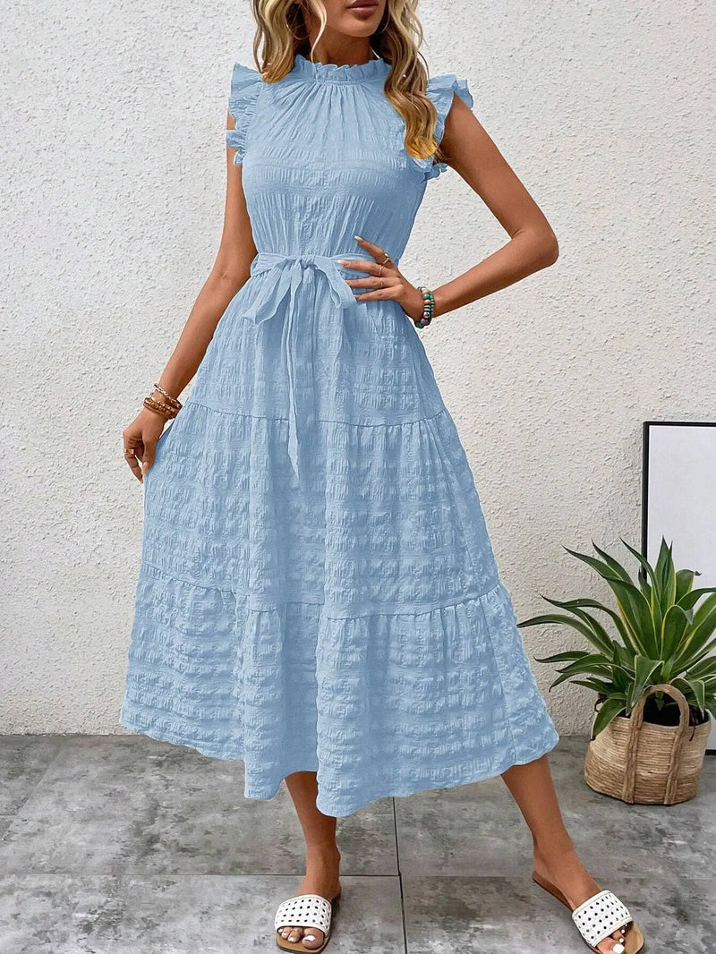 Effortlessly Elegant Dress with a Timeless Design