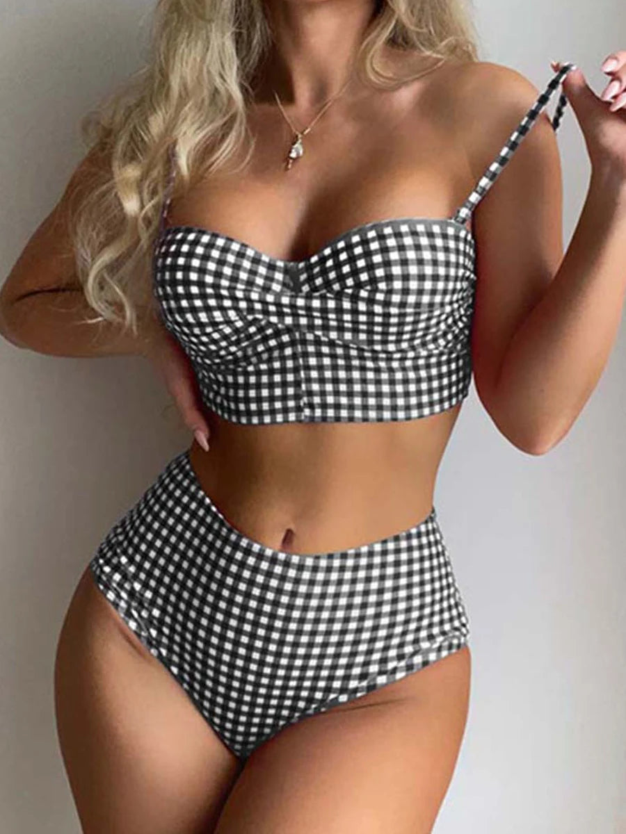 Casually Elegant Bathing Suit with a Refined Edge