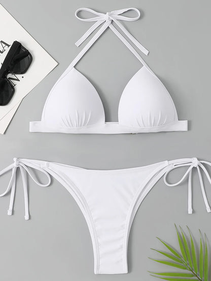 Effortlessly Elegant Bikini with a Timeless Design