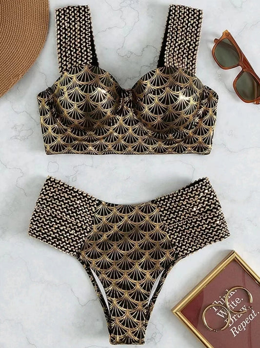 Effortlessly Elegant Bikini with a Timeless Design