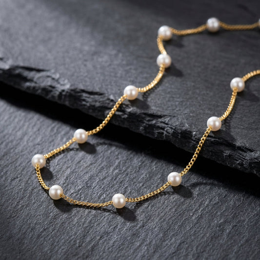 Small Pearl Necklace In Gold
