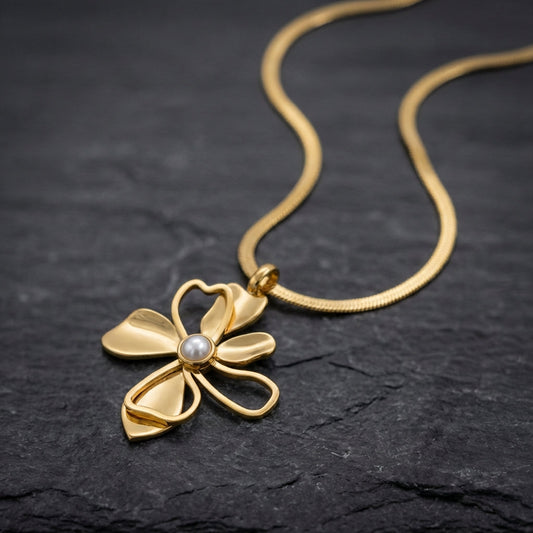 Trendy Hollow Flower Pearl Gold Necklace