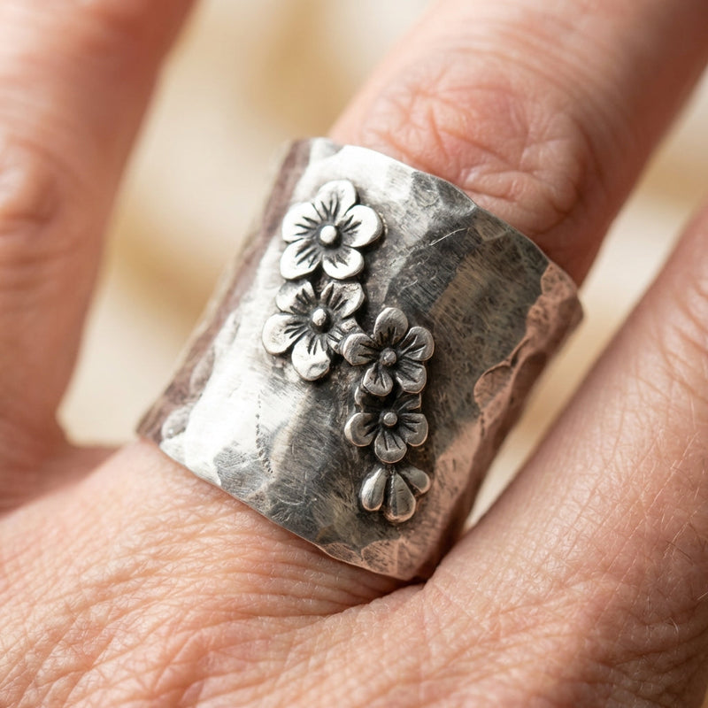 Daisy Flower Ring
