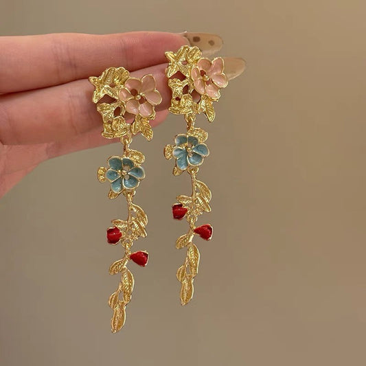 Vintage Floral Drop Earrings
