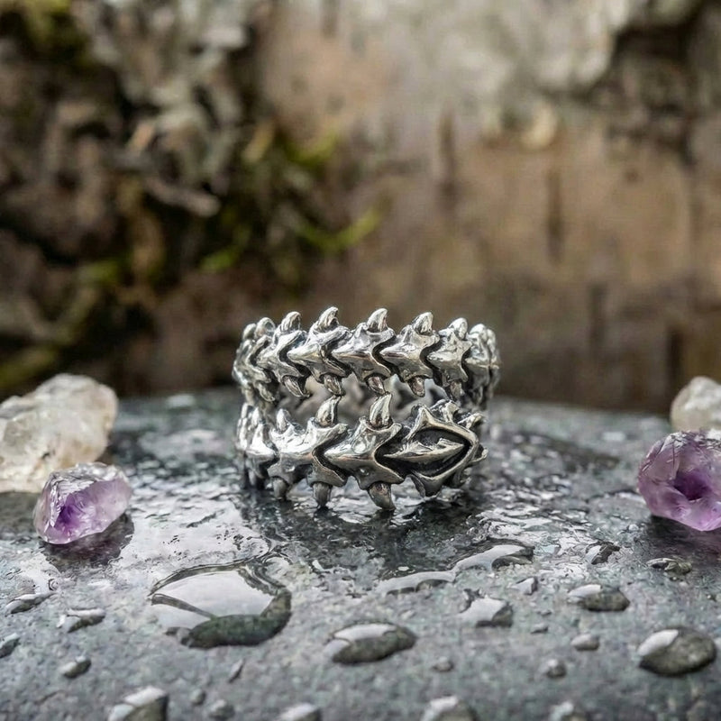 Vintage Gothic Spine Ring