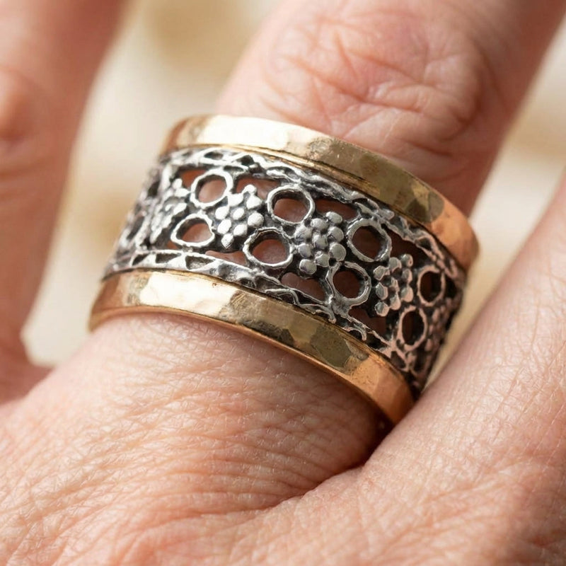 Hollow Flower Ring
