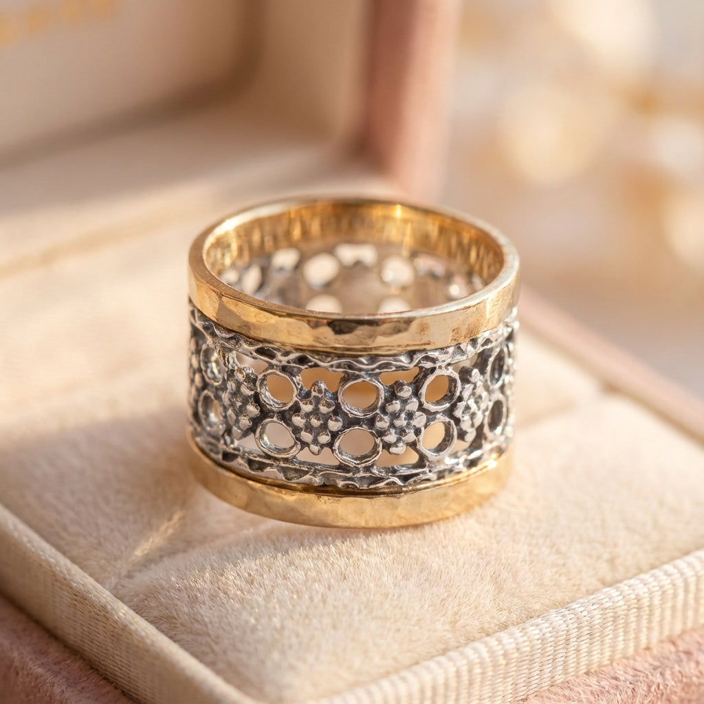 Vintage Hollow Flower Ring