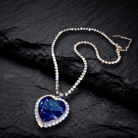 Vintage Inlaid Rhinestone Blue Stone Necklace