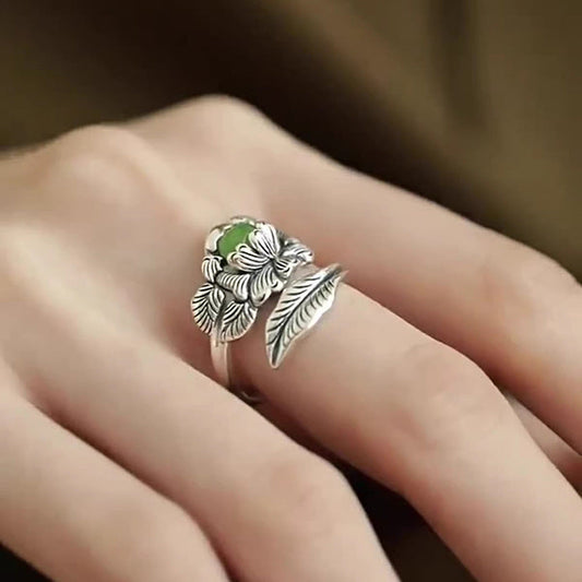 Vintage Jade Leaf Ring