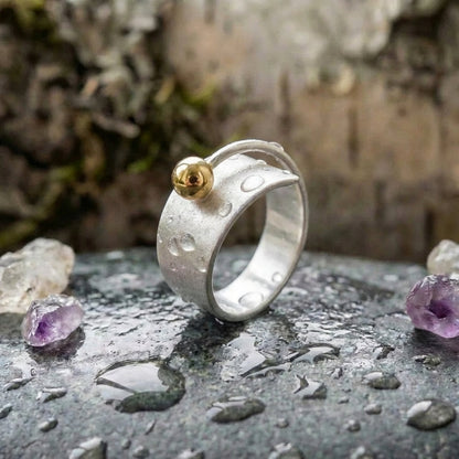A Vintage Open Gold Bead Silver Ring