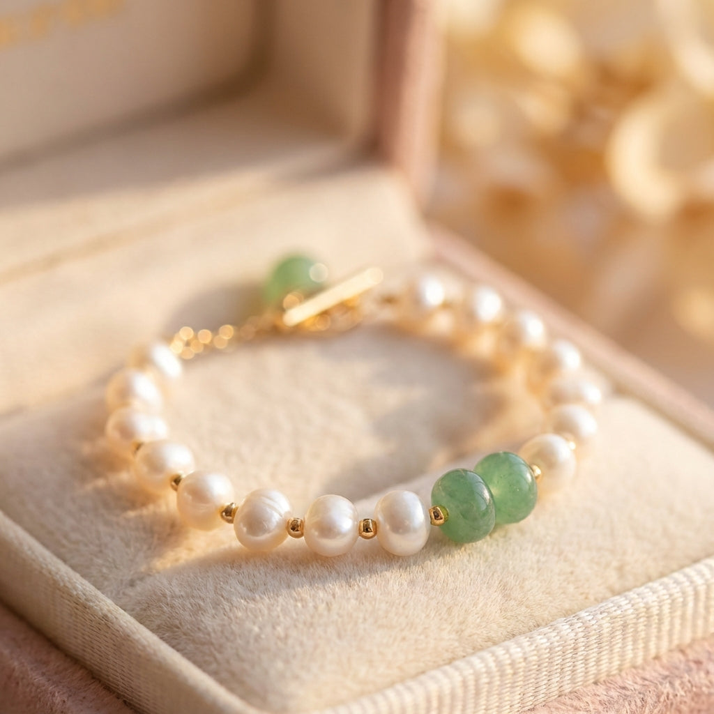 Vintage Pearl Charm Wrist Bracelet