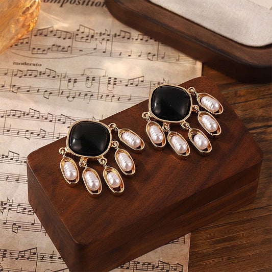 Vintage Pearl Drop Earrings