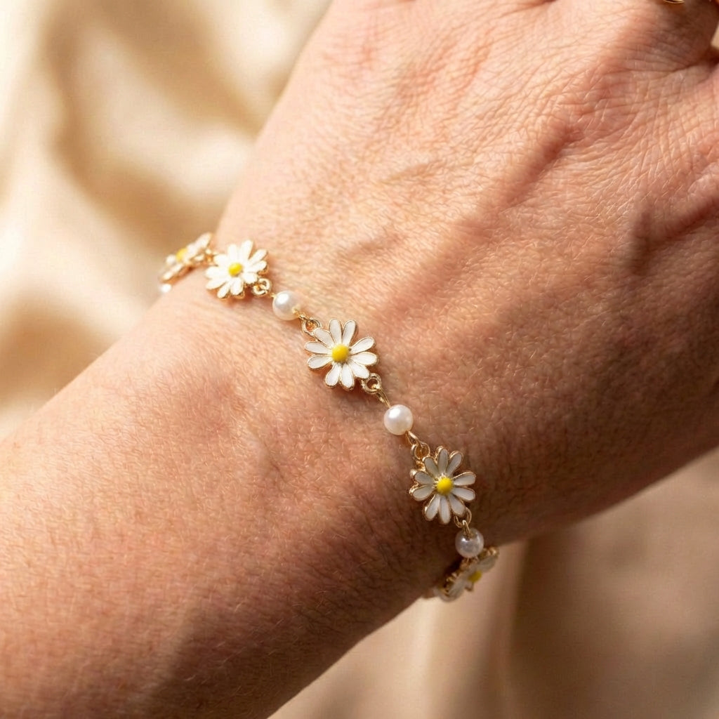 Pearl Gold White Flower Bracelet