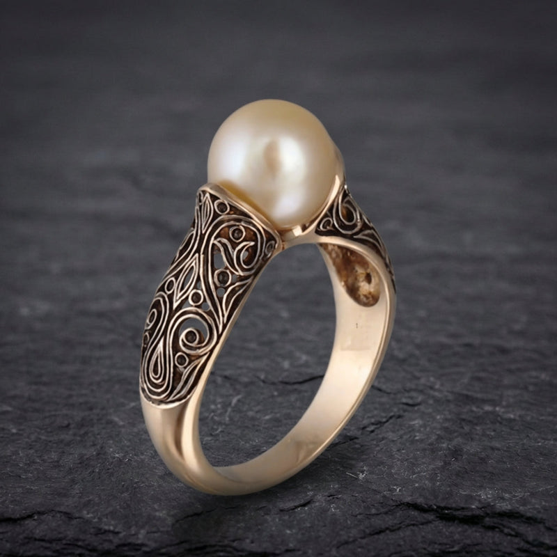 Vintage Pearl Golden Ring