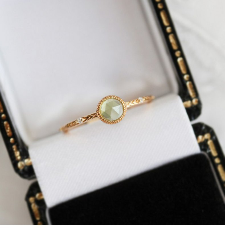 Vintage Prehnite Ring