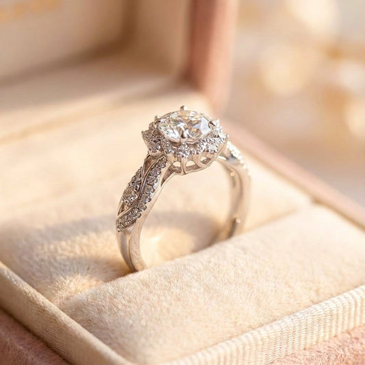 Vintage Radiance Silver Ring