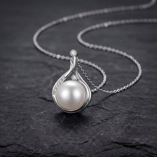 Vintage Silver Teardrop Pearl Necklace