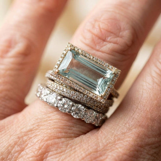 An Vintage Silver Turquoise Glass Ring Set