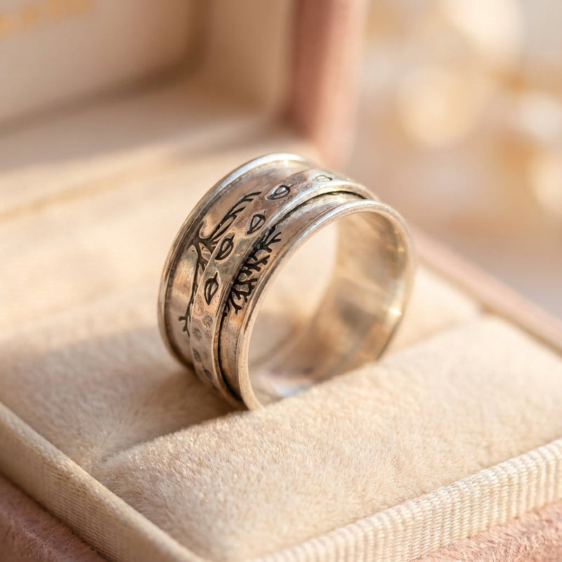 Vintage Spinner Tree Ring