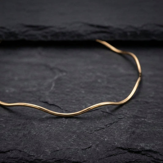 Vintage Thin Golden Necklace
