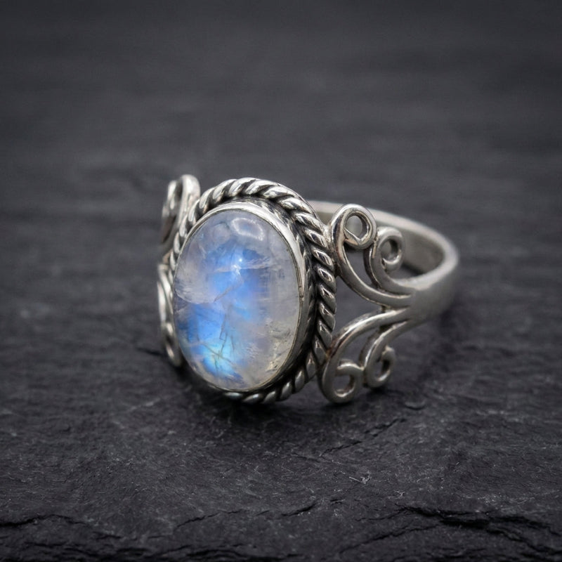 Vintage White Stone Silver Ring