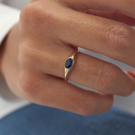 Crystal Eye Blue Gold Ring