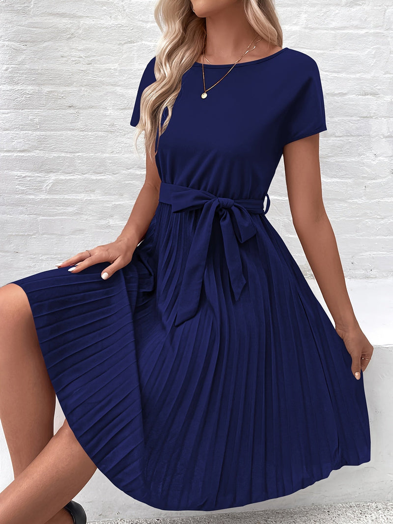 Finely Styled Dress with a Classic Vintage Look