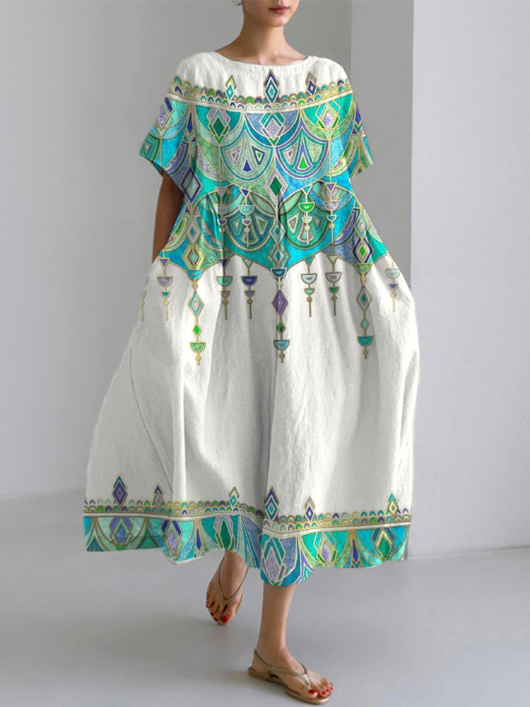 Classic Vintage Dress with a Flattering Fit