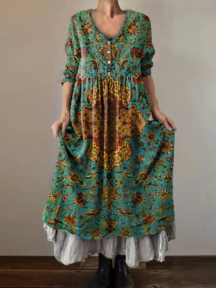 Classic Vintage Dress with a Flattering Fit