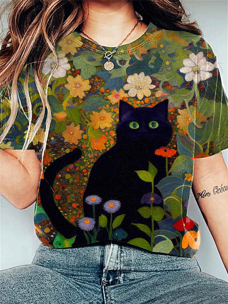 Beautifully Crafted T-Shirt in a Classic Style