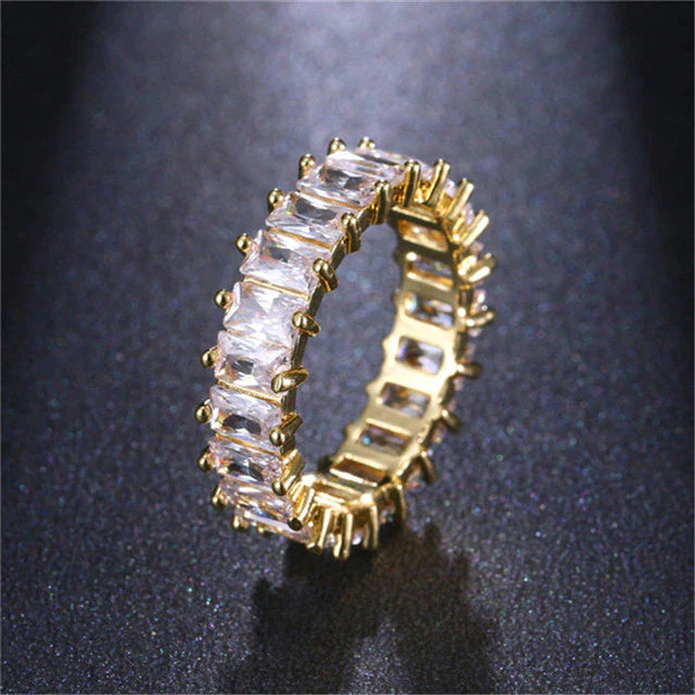 Luxury Zirconia Ring In Gold And Silver
