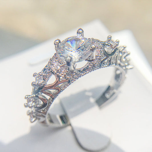 Luxury Zircon Ring In Silver