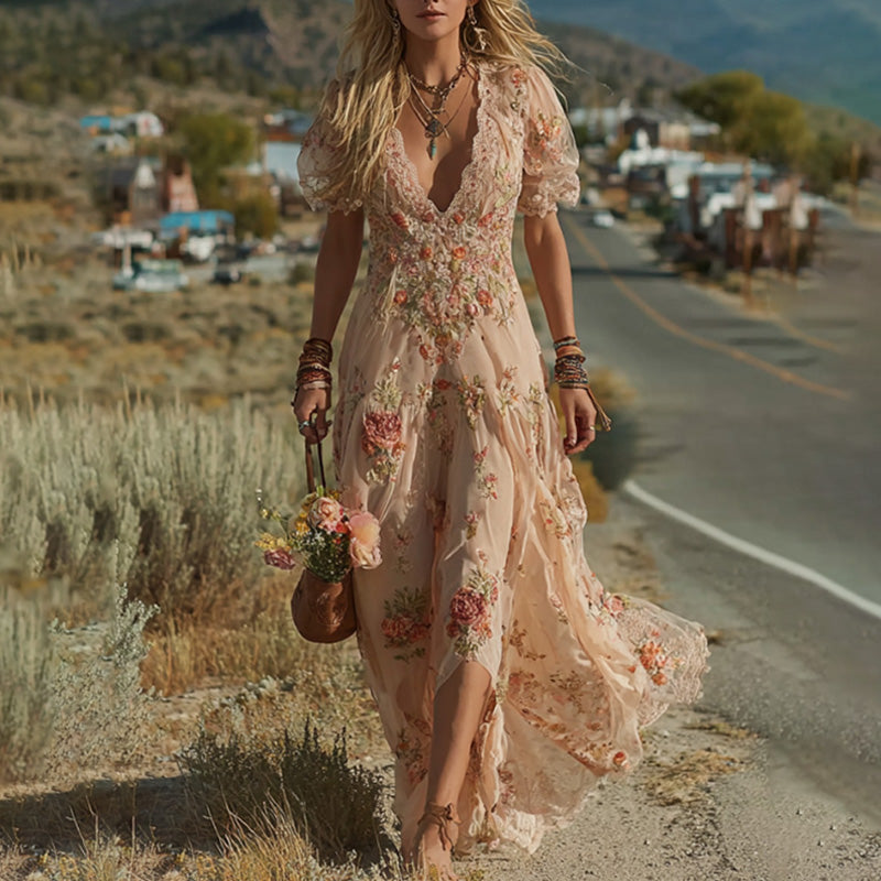 Classic Vintage Dress with a Flattering Fit