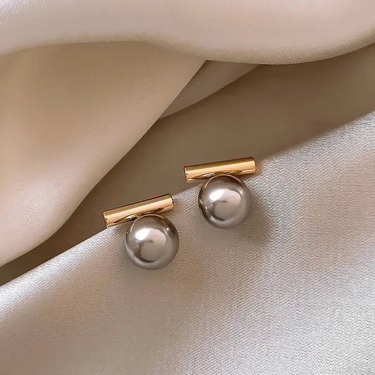 Dark Pearl Earrings in Gold