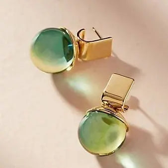 Earrings With Green Crystal in Gold